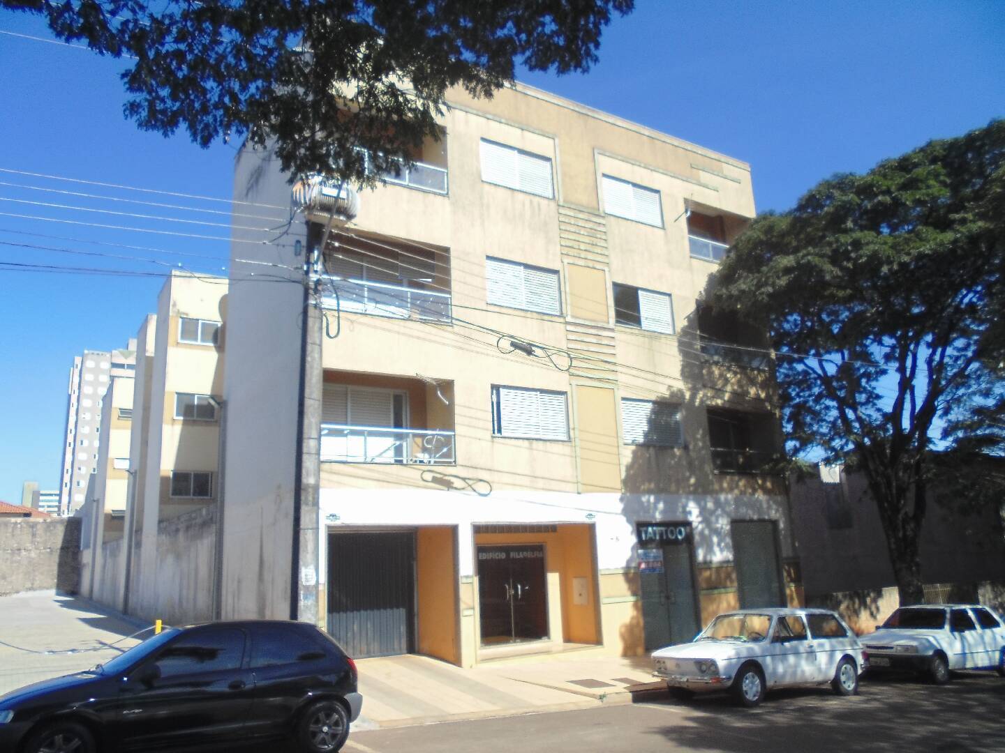 #321 - Apartamento para Venda em Arapongas - PR