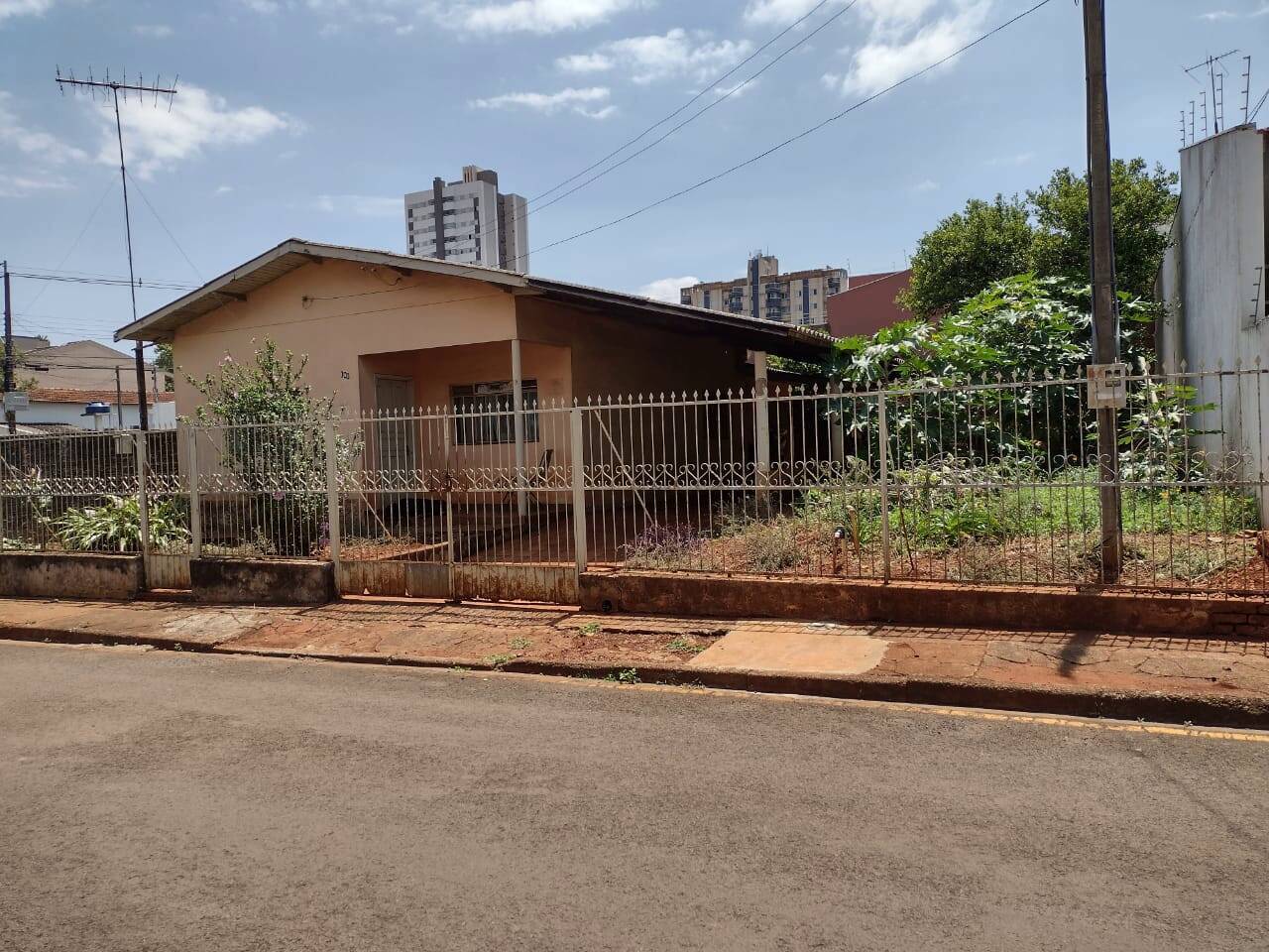 #213 - Terreno para Venda em Arapongas - PR