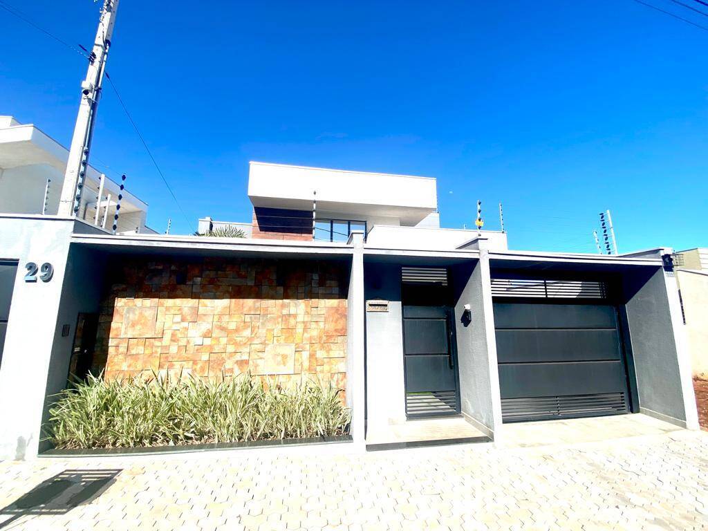 #657 - Casa para Venda em Arapongas - PR