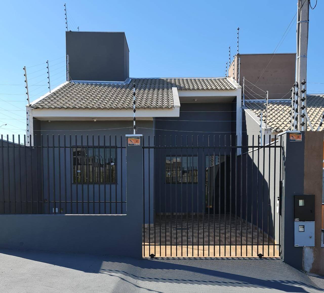 #679 - Casa para Venda em Arapongas - PR