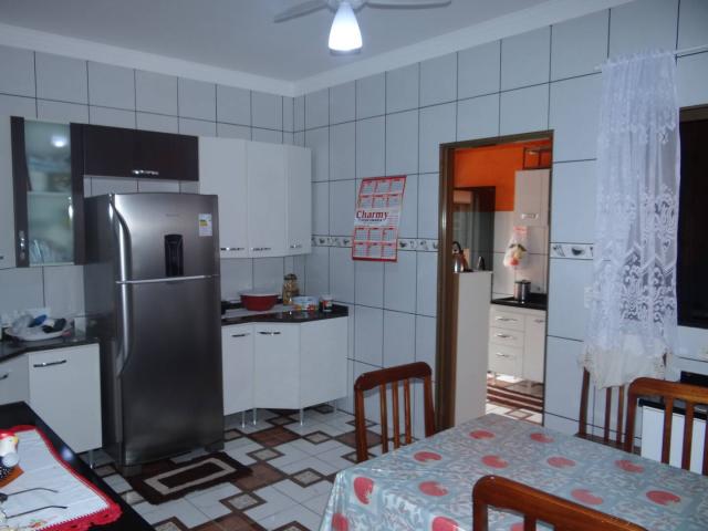 Casa para Venda em Arapongas - 3